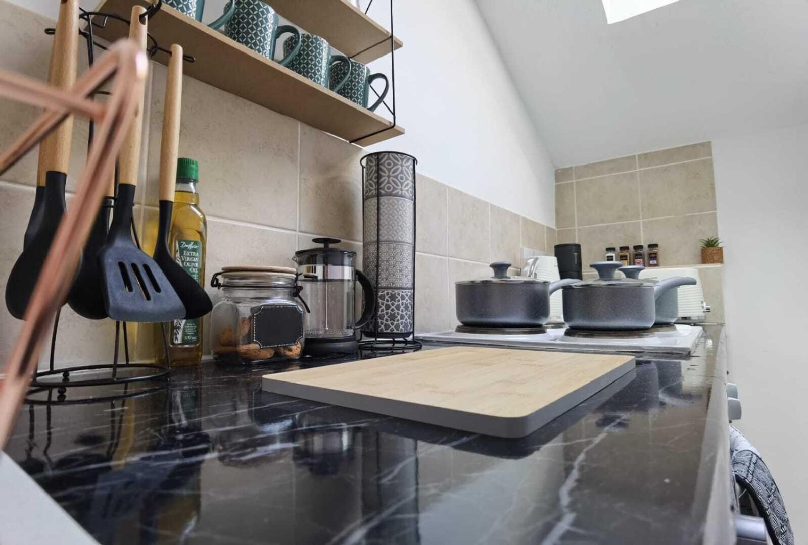 Raleigh Ff&Tf - 1 Bed Georgian Flat In The Centre Of Exeter, Free Parking With Wifi Appartement Buitenkant foto